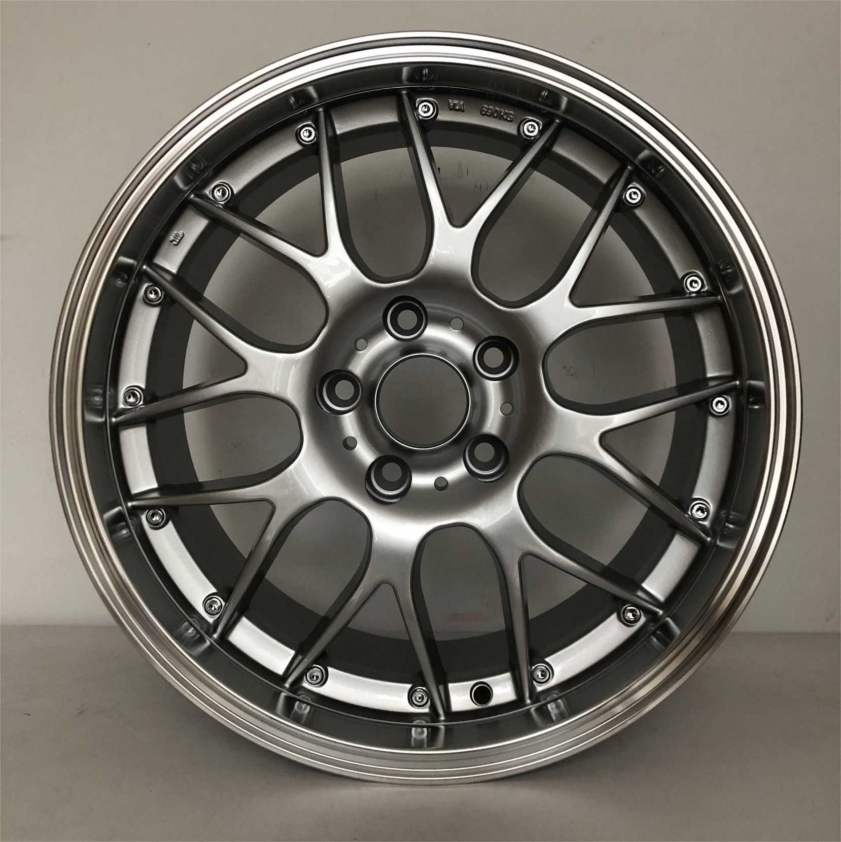 lightweight alloy motorcycle wheels