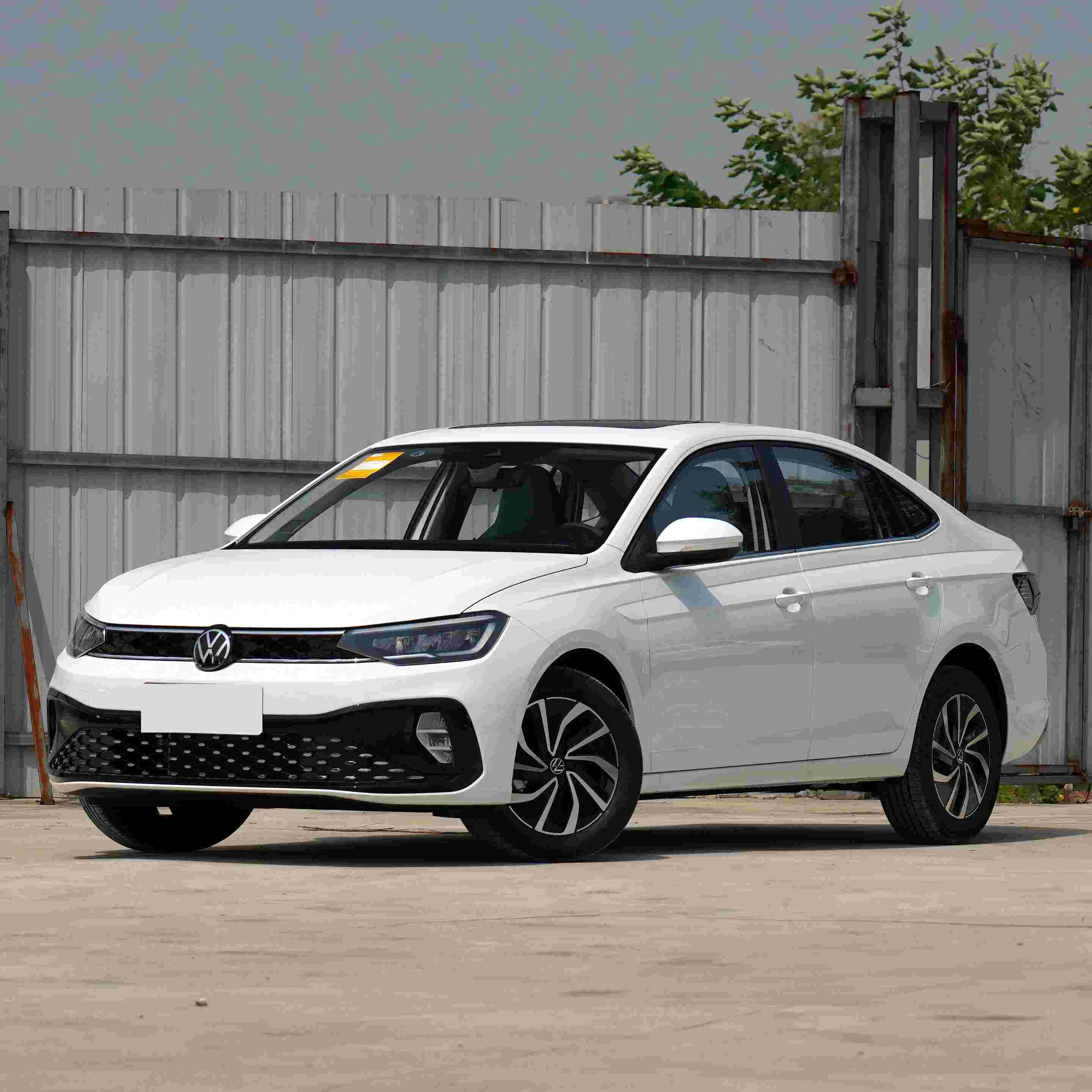 1.5L automatic petrol sedan China