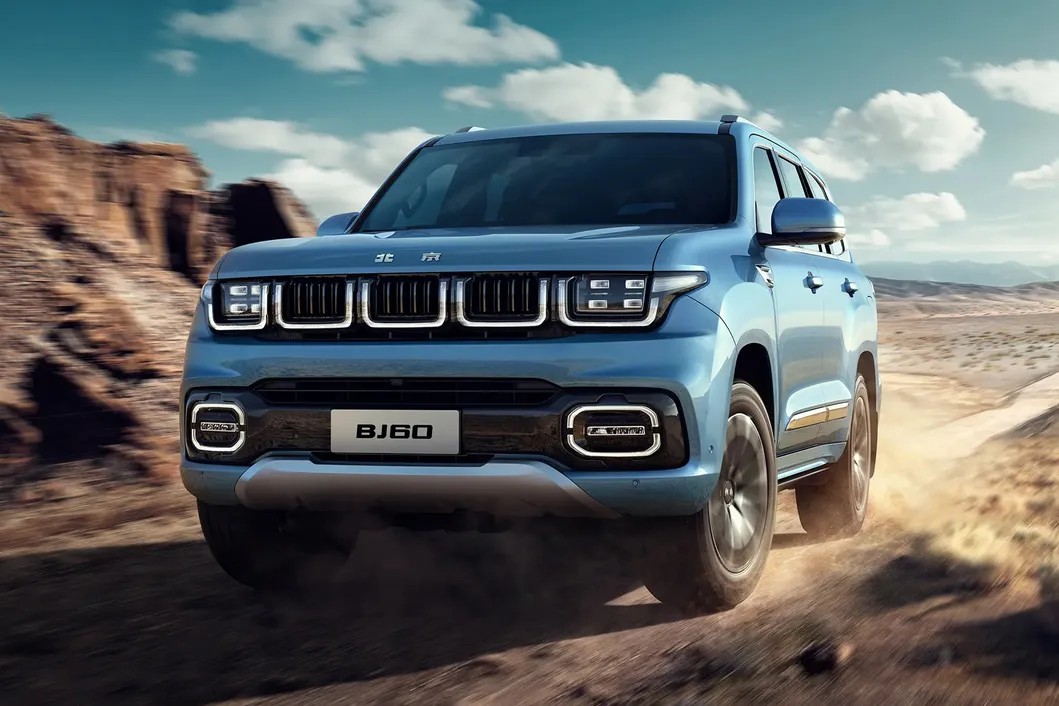 Large gasoline SUV for export