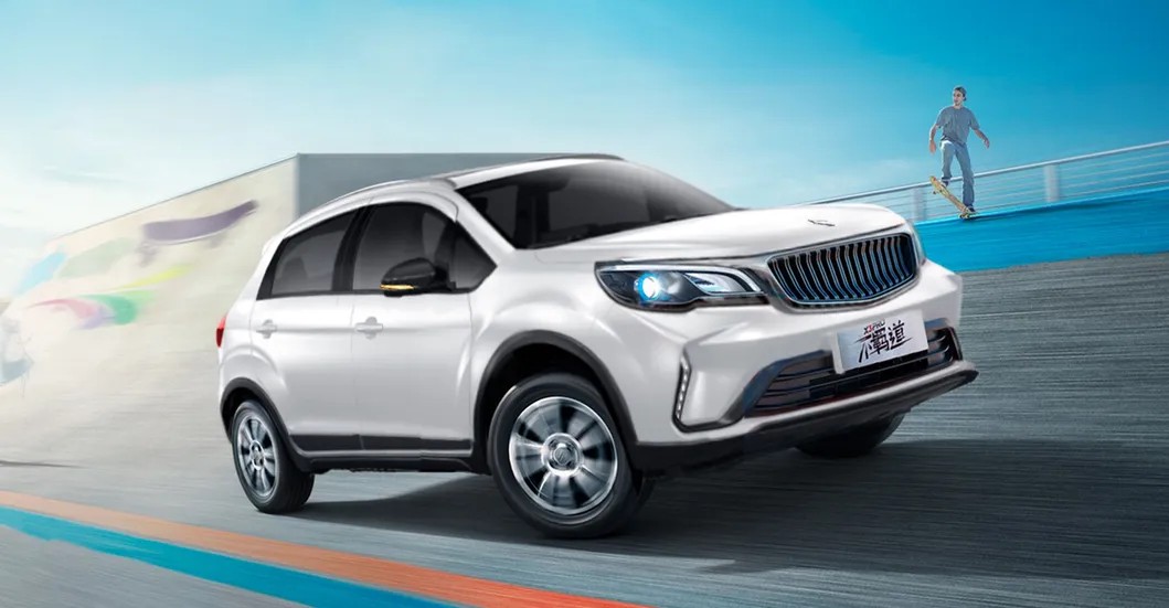 compact crossover petrol car