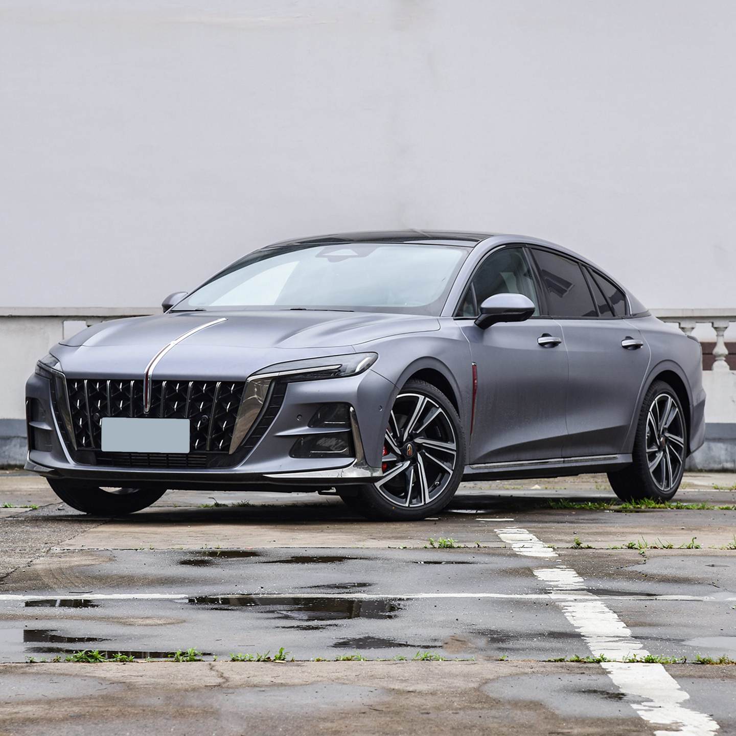 used mid size luxury car